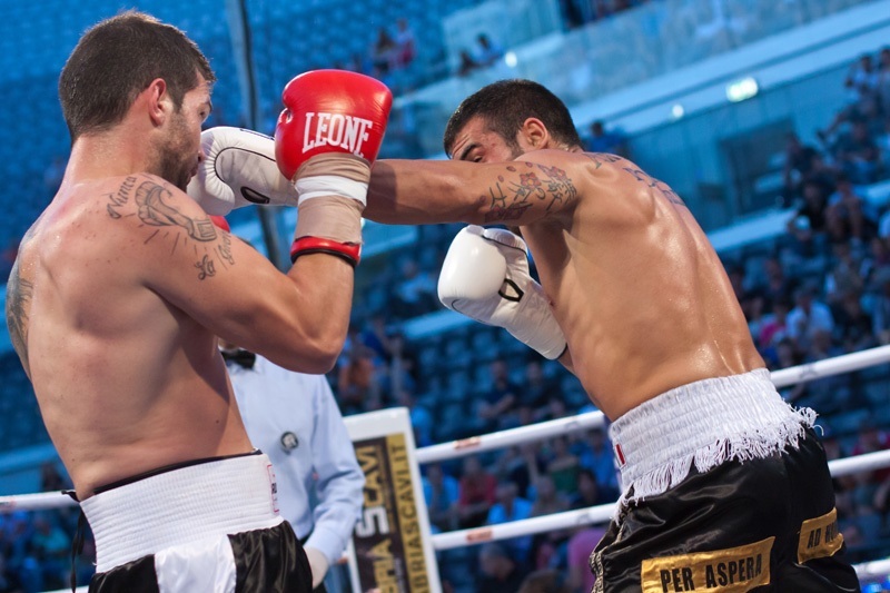 Pugilato, titolo europeo EBU pesi welter: Daniele Petrucci Vs Leonard Bundu | 25.06.2011 | Foro Italico, Roma